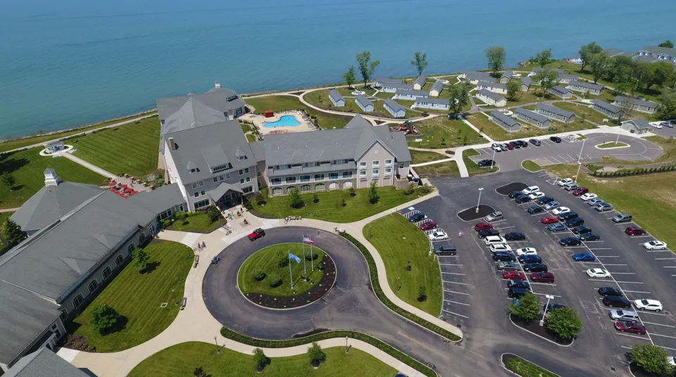 Lodge At Geneva On The Lake
